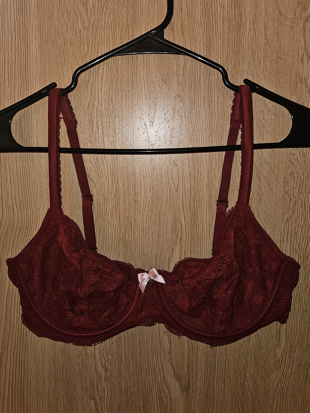 Victoria's Secret Body By Victoria 36D Red